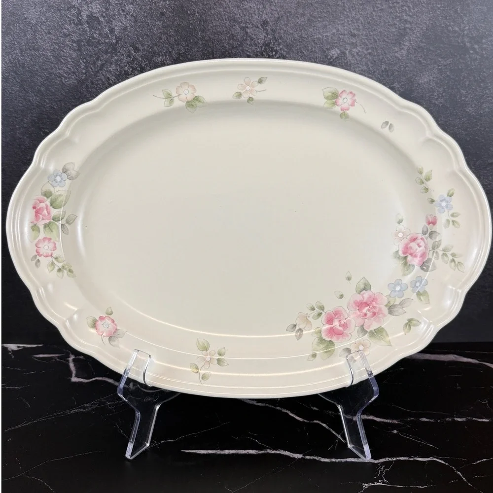 Vintage Pfaltzgraff Tea Rose Pattern‎ 14.5